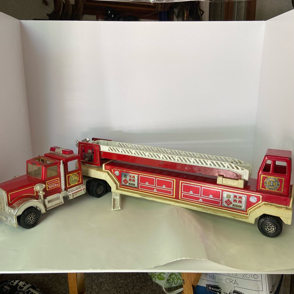 TONKA Hook and Ladder #1 Fire Engine Toy Large Fire Truck And Trailer Vintage